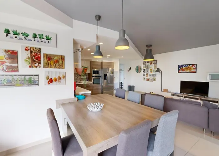 Lejlighed View Point, Cozy Three Bedroom With Bbq