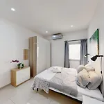 View Point, Cozy Three Bedroom With Bbq 아파트 *
