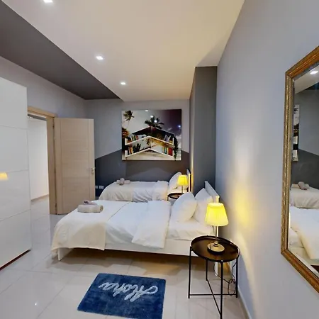 View Point, Cozy Three Bedroom With Bbq * Saint Julian's